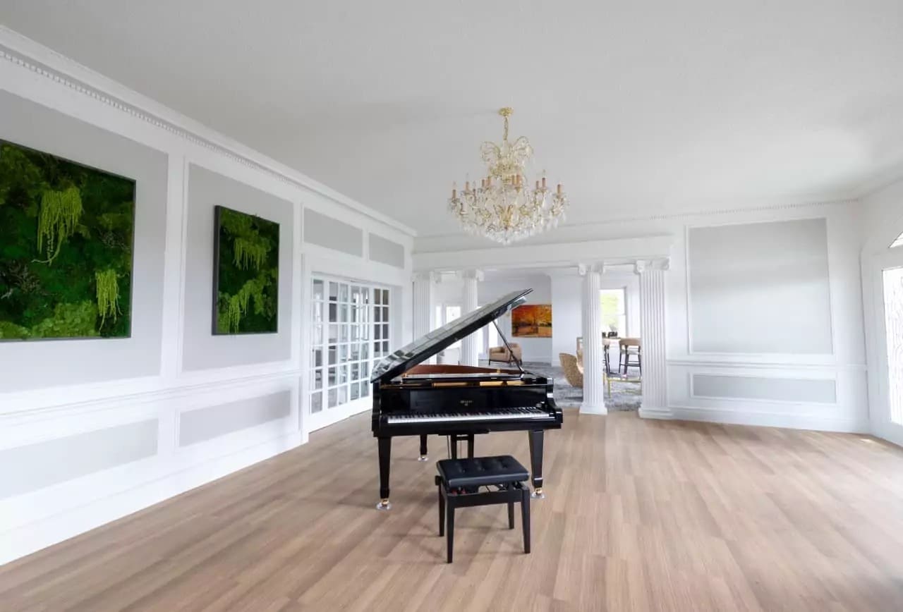 Music & Piano Lounge